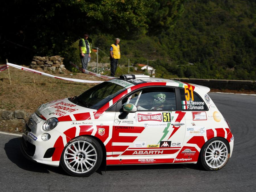  Abarth 500 R3T 2009 года  (фото 18 из 35)